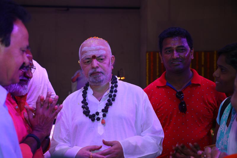 Sri Mulugu Ramalingeshwara Varaprasad Siddhanti was honoured with Jyotishyasastra Vignana Visharadha at Tummalapalli Kalakshetram, Vijayawada (287)